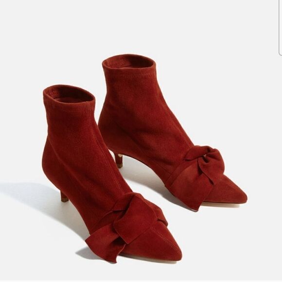 Zara - Picture 2 of 16